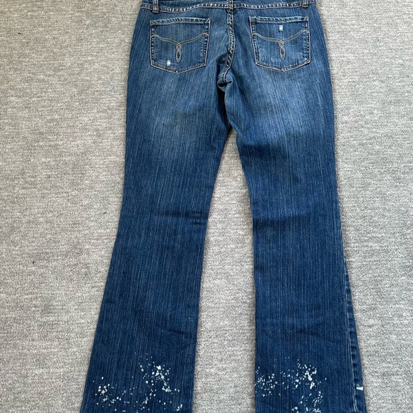Zanadi Distressed Bleach-Spattered Low-Rise Bootcut Jeans Sz. 11 Jr. - Picture 7 of 7
